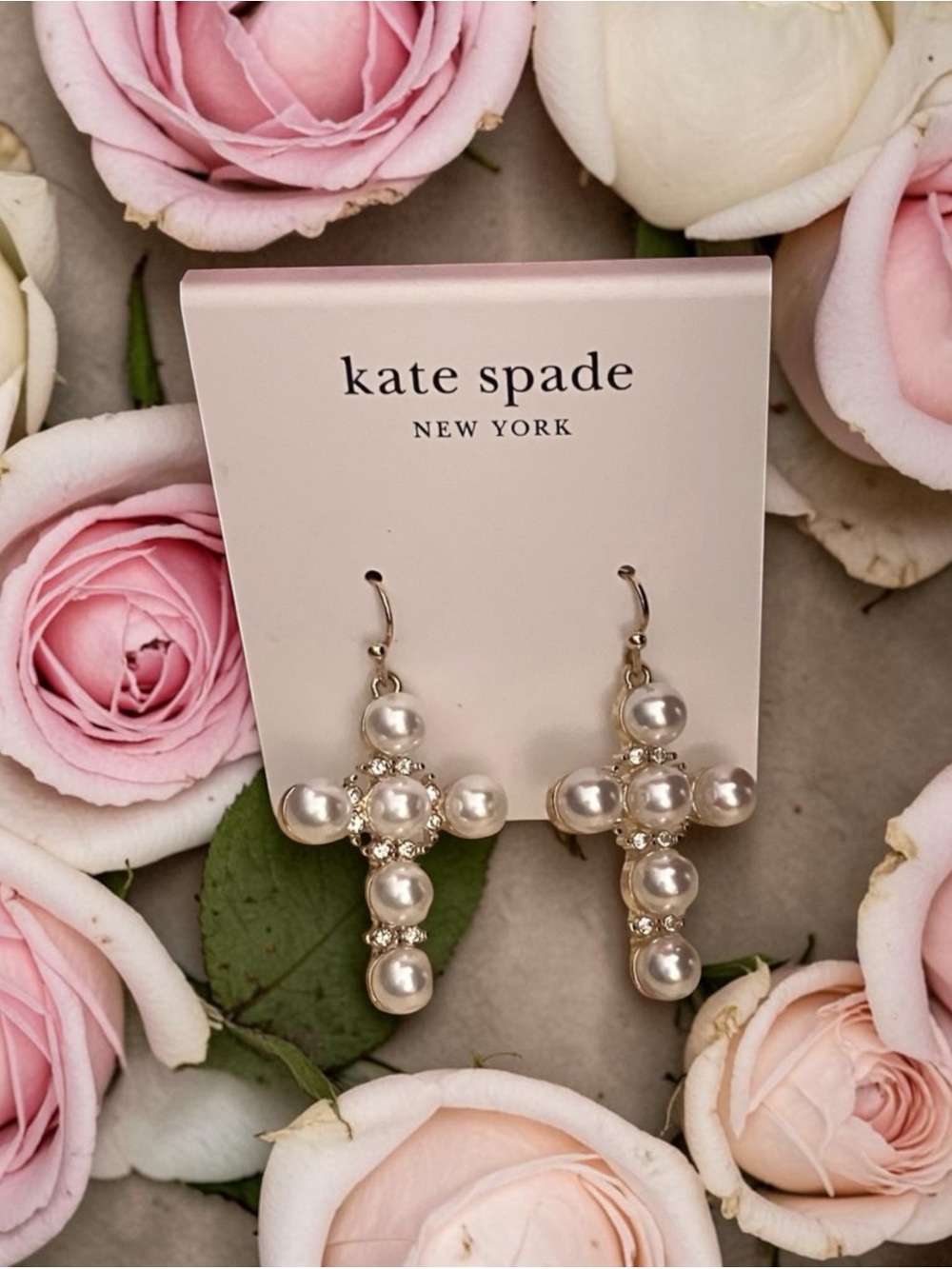 kate spade pearl cross drop earrings - white pearls & gold-tone